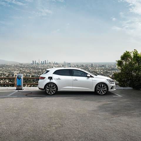 Kommendes Jahr will Renault den aktuellen Mégane in der fünftürigen Karosserievariante auch als Plug-in-Hybrid anbieten