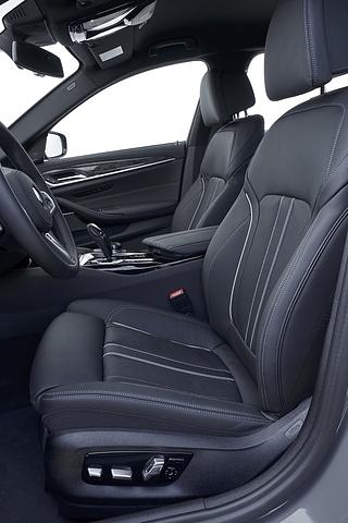 BMW 530e 2021