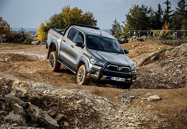 Fahrbericht: Toyota Hilux  - Auf ins Gebirge