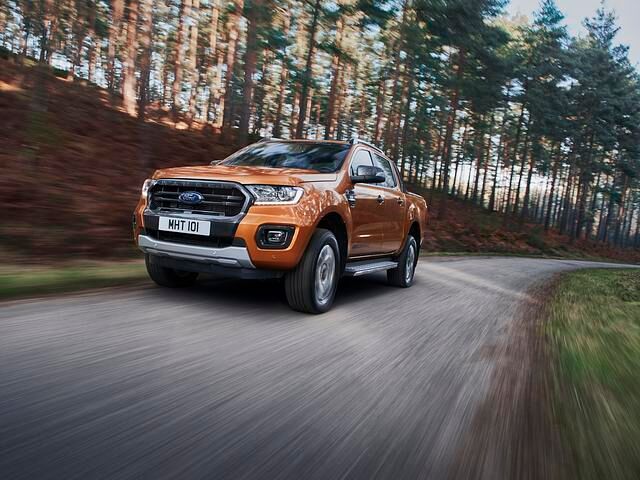 Auch der Pick-up Ford Ranger nimmt 3,5-Tonnen an den Haken, hier als Doppelkabine ausgeführt