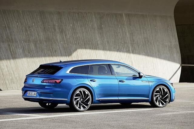 Aufgrund der Länge von 4,87 Metern bietet der VW Arteon Shooting Brake genug Platz