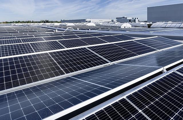 Auf dem Dach befindet sich Fotovoltaik, die für 30 Prozent der Energie sorgen soll