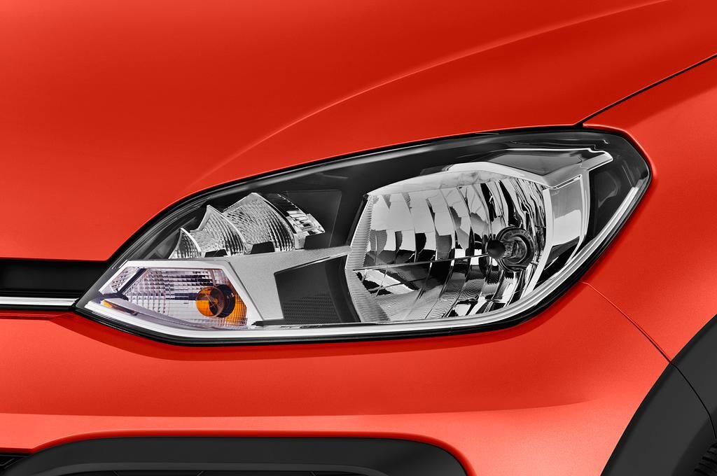 Volkswagen Up (Baujahr 2018) Cross Up 5 Türen Scheinwerfer