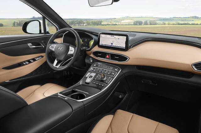 Innen präsentiert sich der Hyundai Santa Fe eigentlich wie ein neues Auto 