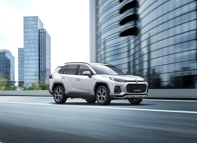 Den Across wird Suzuki mit Plug-in-Hybridantrieb anbieten. Bis zu 75 Kilometer weit soll das SUV rein elektrisch fahren können
