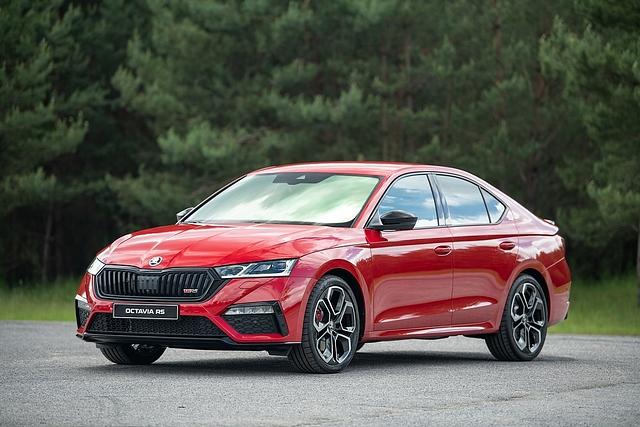 Der Skoda Octavia RS kommt mit drei Motorisierungen