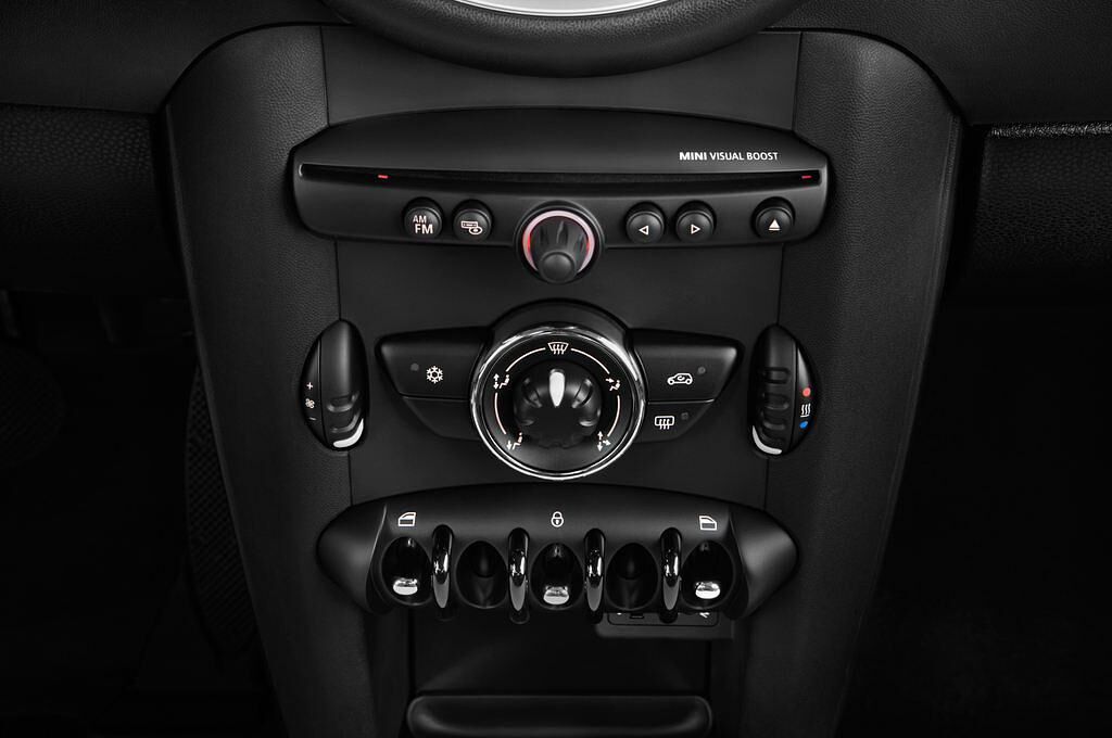 MINI MINI (Baujahr 2011) Cooper 3 Türen Temperatur und Klimaanlage