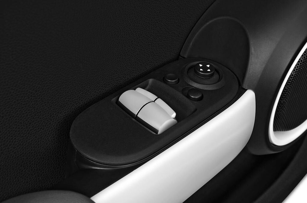 MINI MINI (Baujahr 2015) Cooper S 3 Türen Bedienungselemente Tür