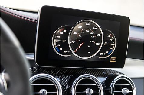 250 Kilometer pro Stunde ist er schnell.