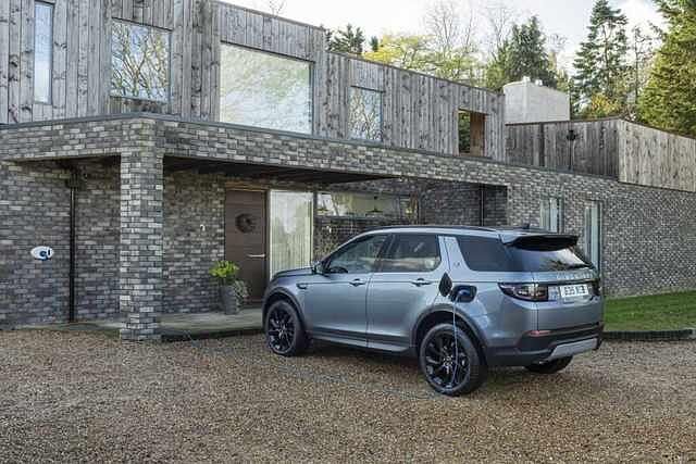 Auch den Discovery Sport gibt es nun als PHEV