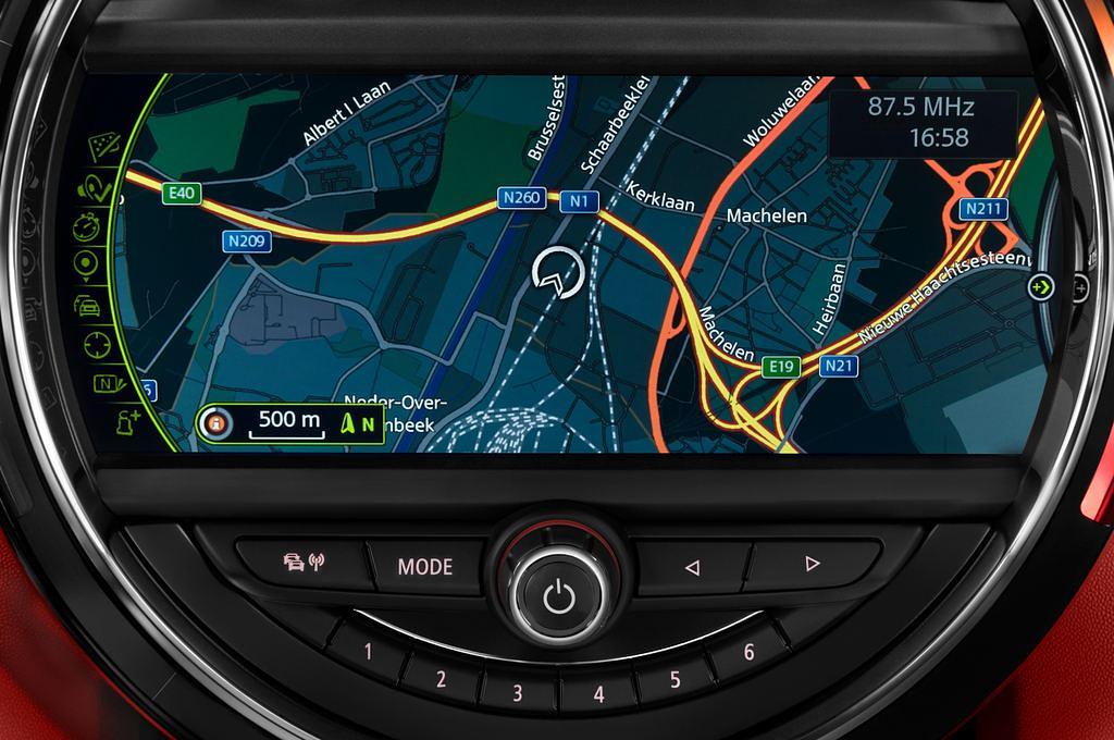 MINI MINI (Baujahr 2015) Cooper 3 Türen Radio und Infotainmentsystem