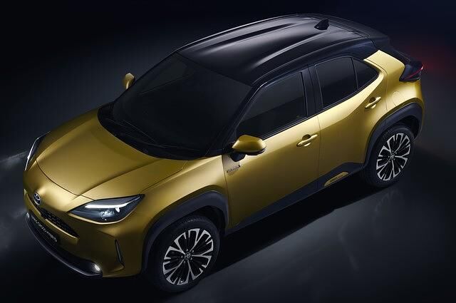 Der Yaris Cross ist optisch eine Mischung aus RAV4 und Yaris