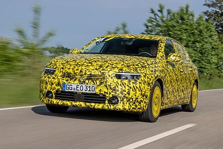 Abstimmungsfahrt im Opel Astra - Die richtige DNA Abstimmungsfahrt im Opel Astra - Die richtige DNA