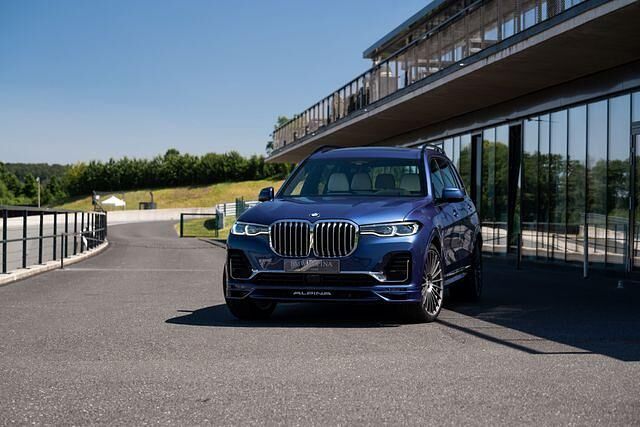 Und seitdem es Autos wie den M550d oder X5 50d nicht mehr gibt, hat Alpina auch mit seinem potenten, von vier Turbos beatmeten Diesel ein Alleinstellungsmerkmal, das dem Unternehmen reichlich...