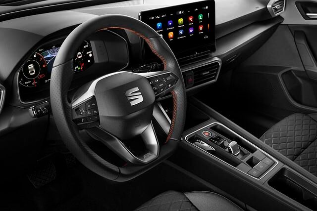 Abgesehen vom abweichenden Kraftstoff gibt sich der Seat Leon TGI ziemlich konventionell vom Fahrverhalten bis zum Infotainment
