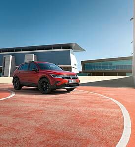 Tiguan Urban Sport - Dunkle Scheiben, helles Licht