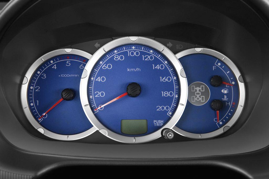 Mitsubishi L200 (Baujahr 2010) - 4 Türen Tacho und Fahrerinstrumente