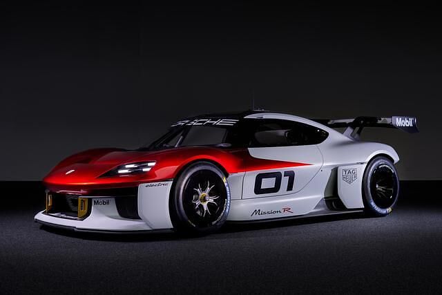 Im sogenannten Qualifying-Modus ist er bis zu 800 kW/1.088 PS stark und später mal über 300 Kilometer schnell