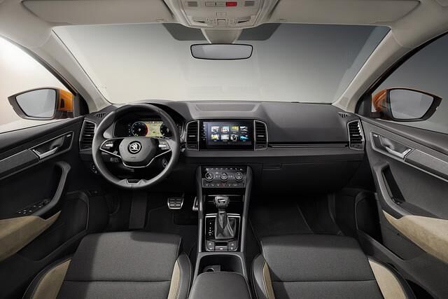 Der Innenraum des Skoda Karoq wurde ebenfalls nur in Details modernisiert