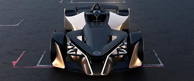 Die Front zitiert das Nissan-V, welches in ähnlicher Form auch aktuelle Modelle von Nissan tragen