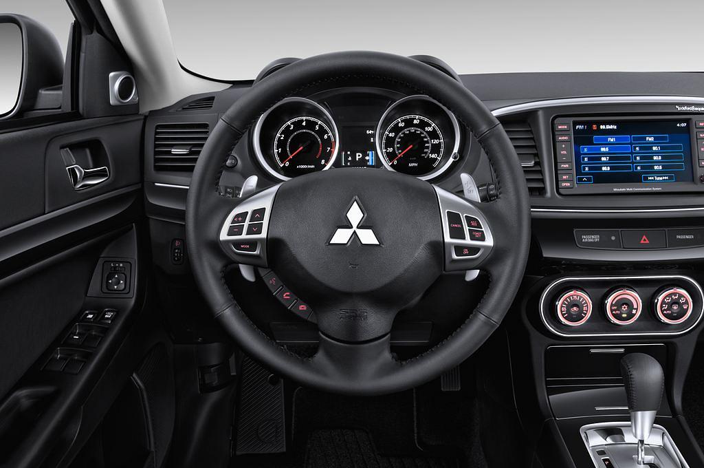 Mitsubishi Lancer Sportback (Baujahr 2012) Instyle 5 Türen Lenkrad