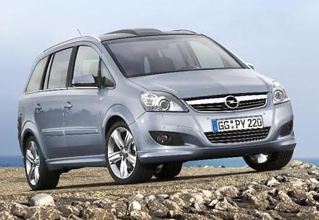 <h2 class='text-lg font-medium md:text-xl md:font-semibold'>Platz 6: OPEL Zafira</h2><p><a title="Tests und Erfahrungen Opel Zafira" href="https://www.autoplenum.de/auto/opel/zafira/van-2005">Tests und Erfahrungen mit dem Opel Zafira</a></p>
<p>Mit dem Opel Zafira ist auf Platz 6 ein weiterer deutscher Automobilhersteller in dieser Top 10 vertreten. &Uuml;ber 150 Bewertungen halfen dem Kompakt-Van, der seit 1999 vom Band l&auml;uft, auf einen soliden sechsten Platz. 1999 bis 2005 wurde die erste Generation des Zafiras auf der Basis des Astra G gebaut und ab 2005 die zweite Generation auf Basis des Astra H. <br /><br /></p>