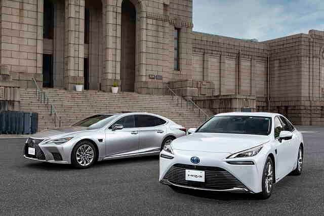 Zunächst steht das Advanced-Drive-System den Modellen Toyota Mirai und Lexus LS 500h zur Verfügung