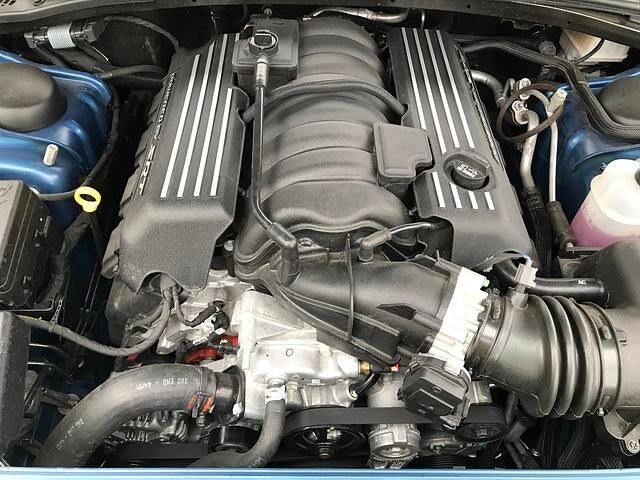Der moderne Motor verfügt über 6,4 Liter