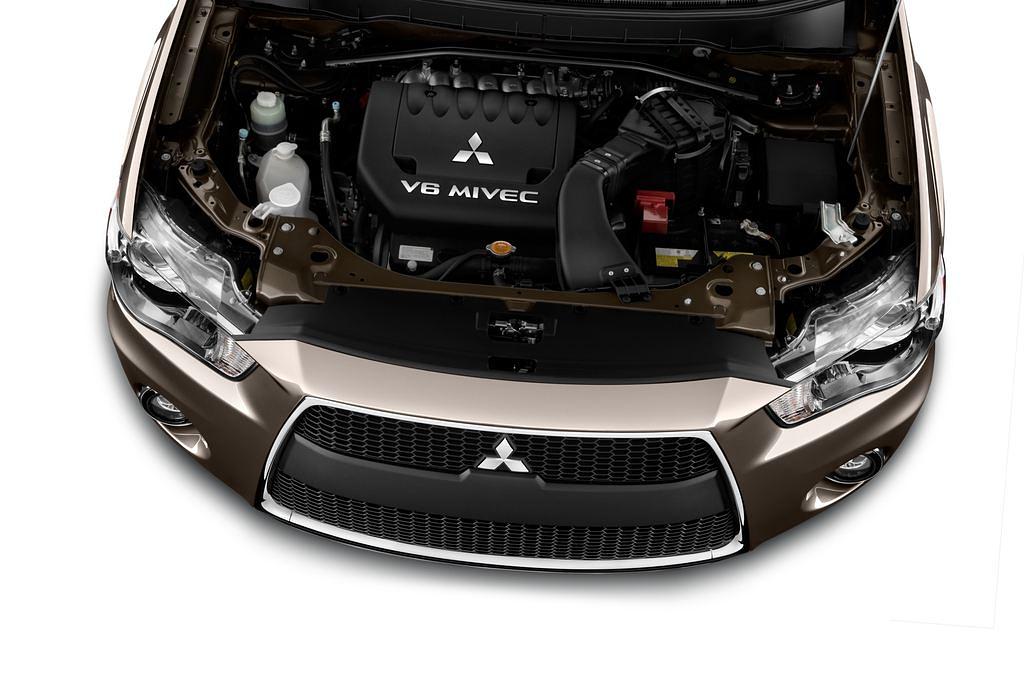 Mitsubishi Outlander (Baujahr 2010) - 5 Türen Motor
