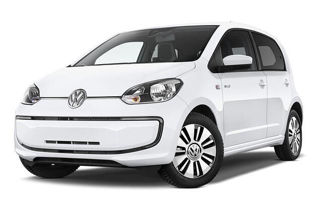 <h3 class='text-lg font-medium md:text-xl md:font-semibold'>Platz 7: VW e-up!</h3><p><strong><a title="Tests und Erfahrungen VW e-up!" href="https://www.autoplenum.de/auto/vw/up/kleinwagen-2011">Tests und Erfahrungen mit dem VW e-up!</a></strong></p>
<p>Der erste deutsche Hersteller unter den Top 10. Als konventioneller Kleinwagen ist der up! noch recht teuer, als Elektro-Fahrzeug aber geh&ouml;rt er zu den g&uuml;nstigeren Modellen.<br /> <strong>Grundpreis: 26.900 Euro</strong></p>
<p>&nbsp;</p>