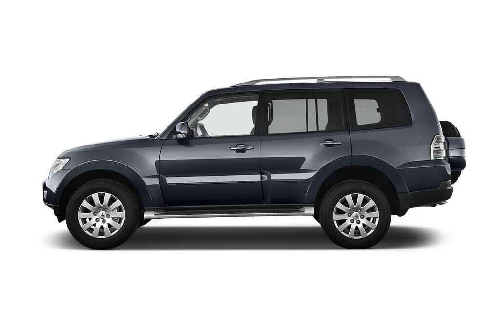 Mitsubishi Pajero (Baujahr 2010) Instyle 5 Türen Seitenansicht