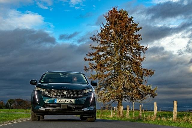 Peugeot 5008 Blue HDI 130