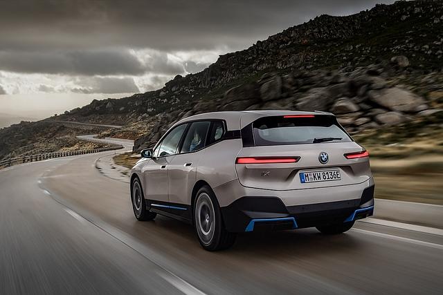 BMW iX 2021