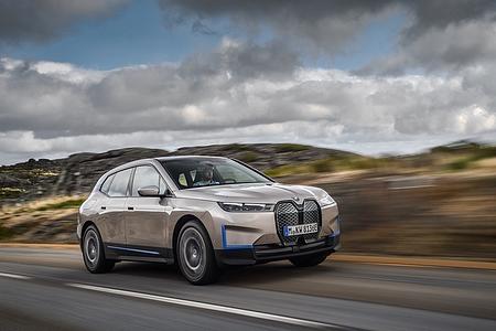 BMW iX 2021 - Einer für alles
