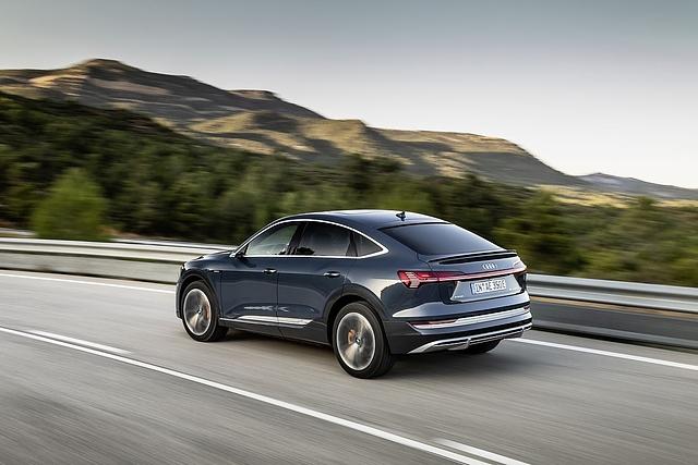 Beim Audi e-tron Quattro kommt ein elektrischer Antrieb zum Einsatz, der extrem schnell agiert