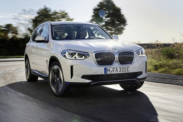 BMW iX3 2021