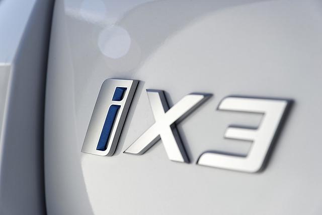 BMW iX3 2021