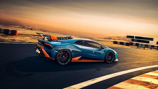 Lamborghini Huracán STO 2021