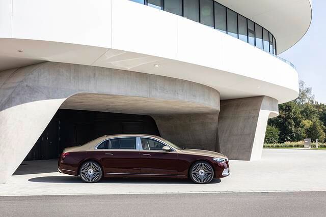 Der Maybach ist länger als die lange Standard-S-Klasse