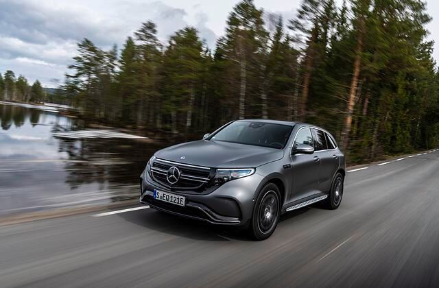 Mercedes hat die 80-kWh-Batterie im Unterboden des elektrischen SUV untergebracht