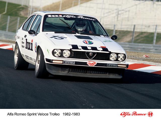 Dort dominierte der Gran Turismo mehrere Jahre die europäische Tourenwagenmeisterschaft (nach Gruppe-A-Reglement), aber auch DTM-Championate und Rallye-Titelgewinne sicherte sich der Racer 