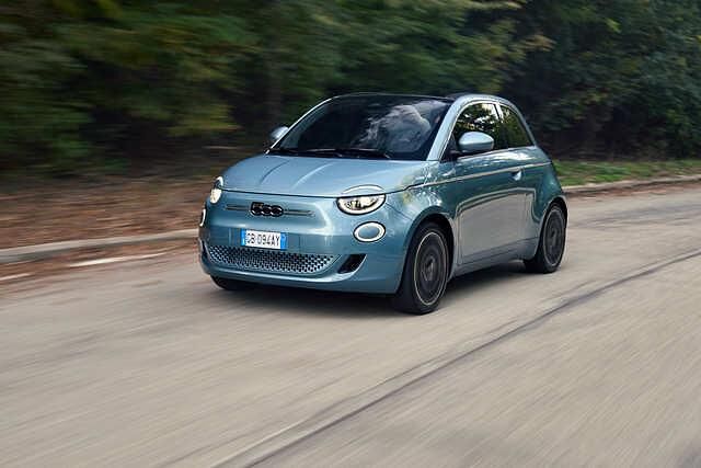 Fiat erlektrifiziert den 500