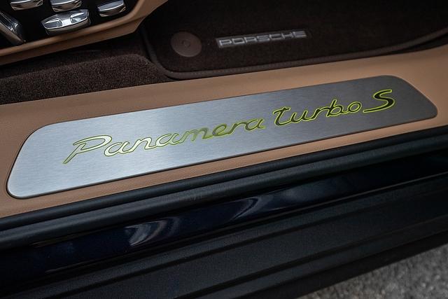 Porsche Panamera Turbo S E-Hybrid Sport Tourer