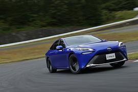 Toyota-Pläne   - Vierspurig in die Elektro-Zukunft  
