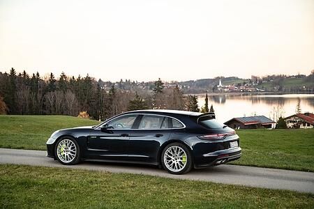 Porsche Panamera Turbo S E-Hybrid 2021 - Rucksack-Sprinter