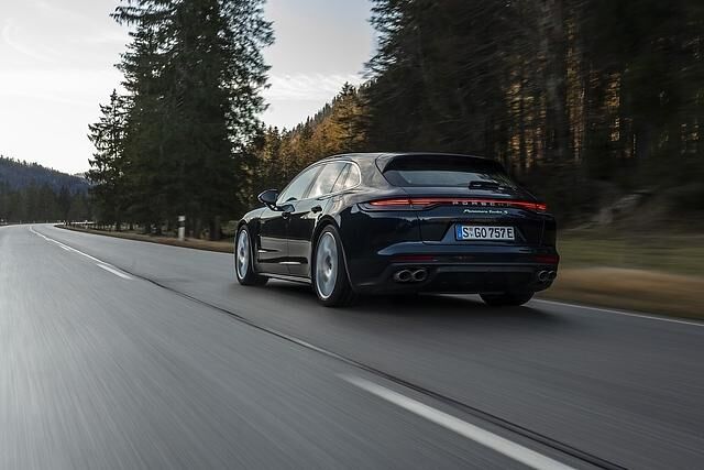 Porsche Panamera Turbo S E-Hybrid Sport Tourer