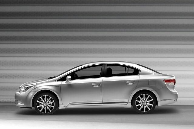 Als Limousine führt der Toyota Avensis hierzulande hingegen ein Schattendasein
