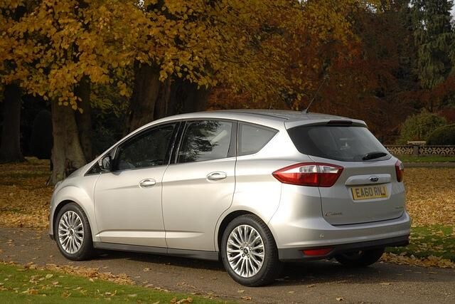 Zwischen B- und S-Max angesiedelt, ist der C-Max ein guter Kompromiss zwischen Platzangebot und noch parkfreundlichen Außenmaßen