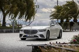 Mercedes S 580 4matic - Applaus auf offener Szene