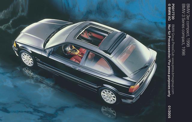 Als Alternative zur 4,43 Meter langen 3er Limousine startete im März 1994 der dreitürige Compact mit 22 Zentimeter kürzerem Schrägheck